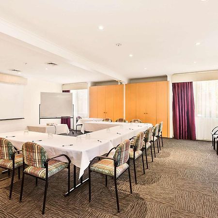 Quality Hotel Manor Mitcham Dış mekan fotoğraf