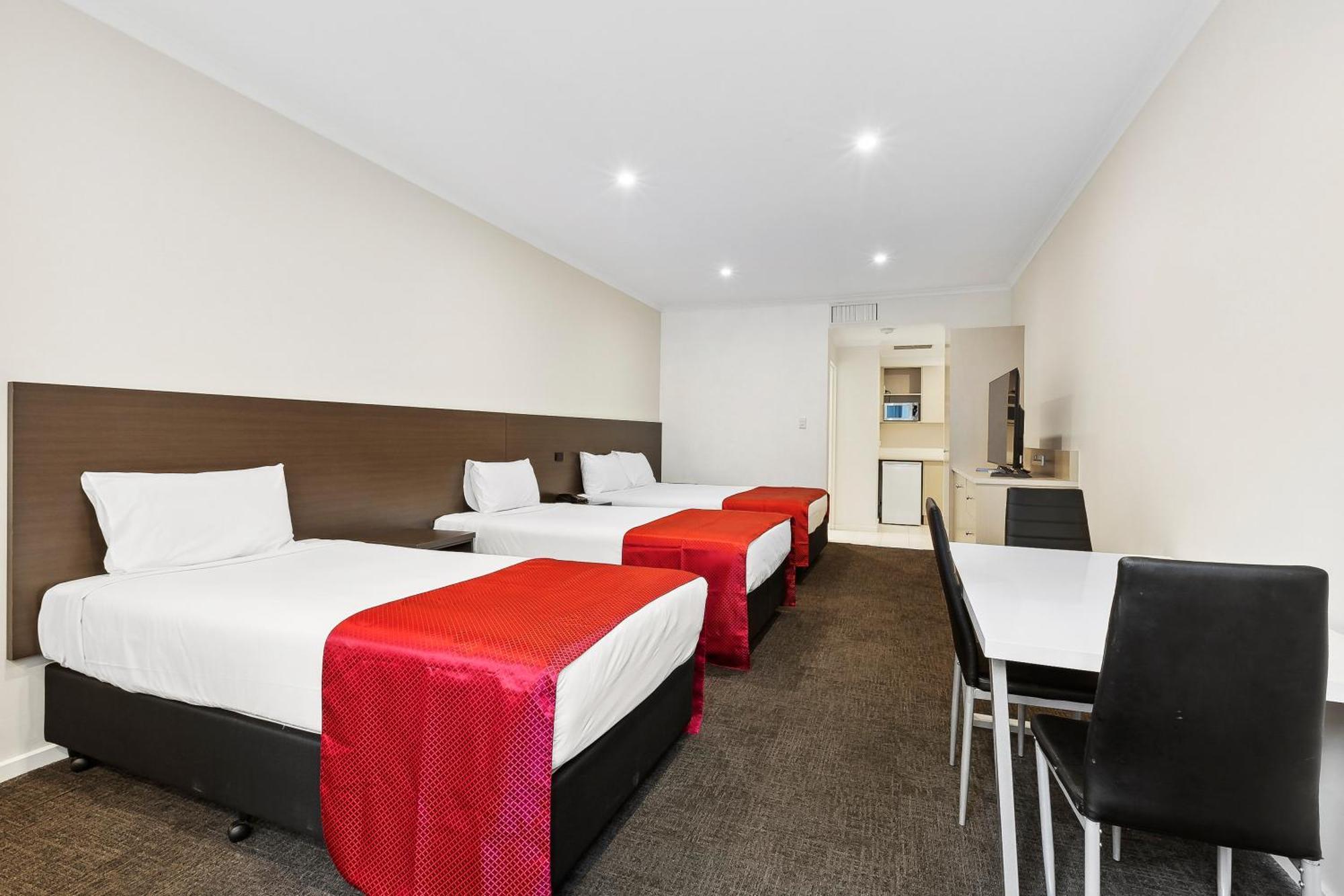 Quality Hotel Manor Mitcham Dış mekan fotoğraf